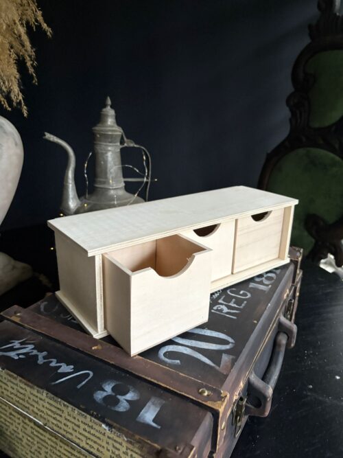 Alternative view of MASİF ÜÇ ÇEKMECELİ KUTU