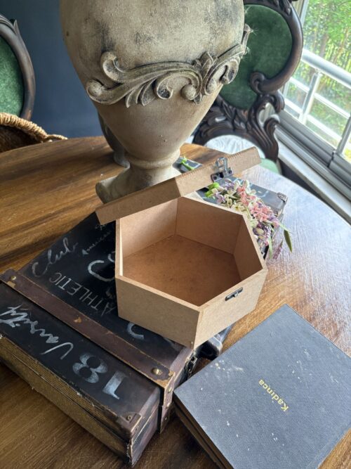 Alternative view of ALTIGEN KLİPSLİ KUTU