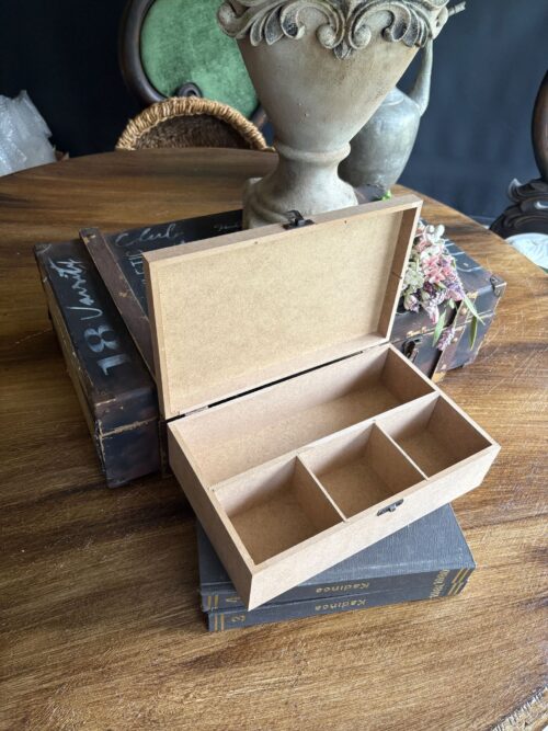 Alternative view of Klipsli DİKDÖRTGEN KUTU