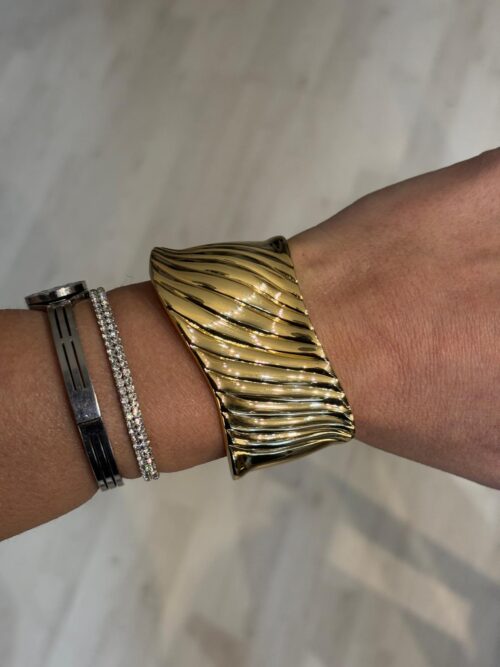 GOLD KELEPÇE BİLEKLİK ÇİZGİLİ