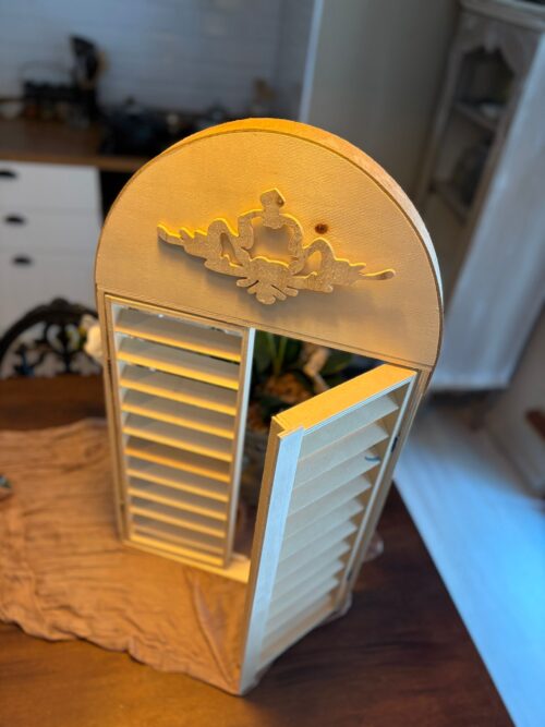 MASİF DEKORATİF PENCERE