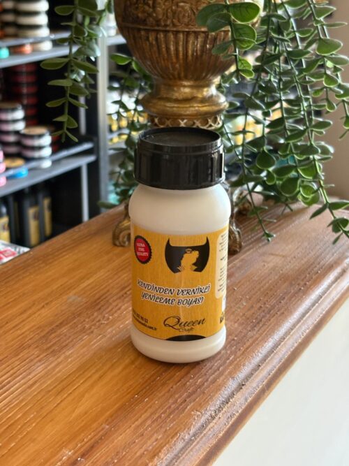 QUEEN CRAFT KENDİNDEN VERNİKLİ BOYA 260 ML-KIRIK BEYAZ