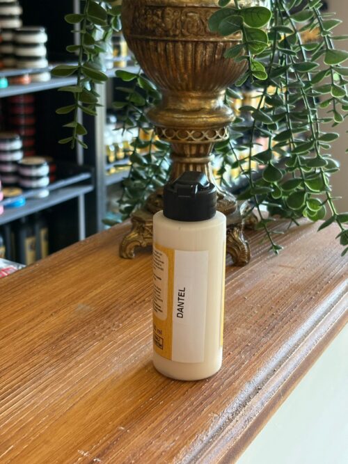 Alternative view of QUEEN CRAFT KENDİNDEN VERNİKLİ BOYA 120 ML-DANTEL