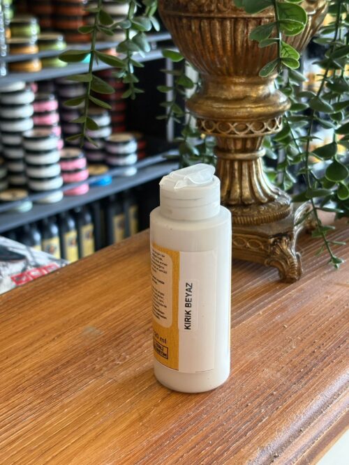 Alternative view of QUEEN CRAFT KENDİNDEN VERNİKLİ BOYA 120 ML-KIRIK BEYAZ