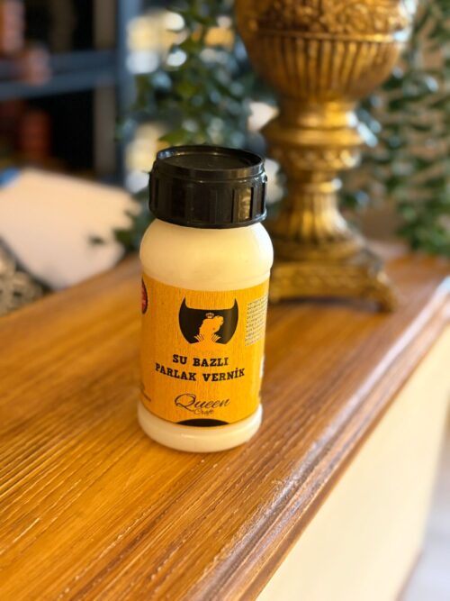 QUEEN CRAFT SU BAZLI PARLAK VERNİK-260 ML